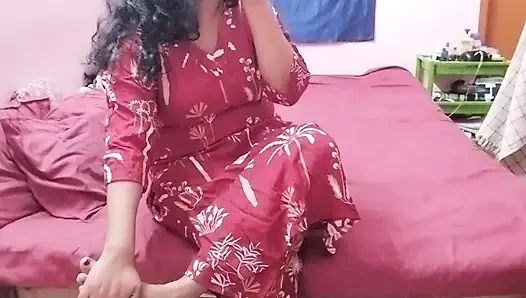 Landlord came to ask for rent, what will she do?