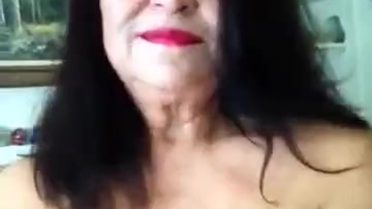 sexy mature woman big hairy pussy, part in her pussy that feels the best