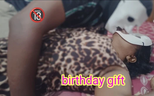 Chennai Colleage Girl Got Mouth Fucked by Her Boy Bestie on Her Birthday - Tamil Audio with Loud Moaning
