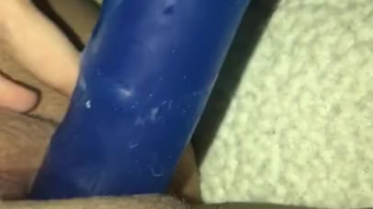 WHILE DADDYS GONE-I FUCK MY CREAMY PUSSY