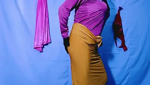 Indian beautiful wife having sex in Hindi