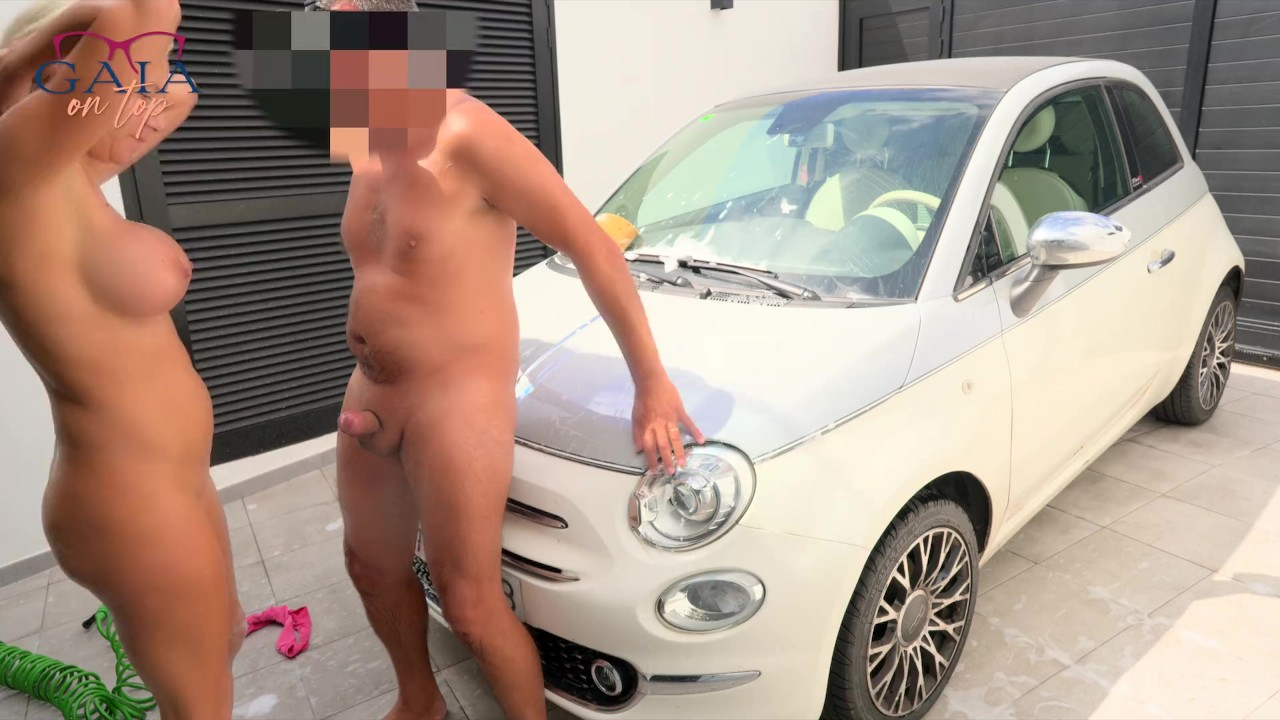 MILF CAR WASH | Milf porca e tettona lava la macchina del suo vicino che alla fine si fa scopare