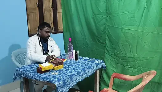 Hot Bengali aunty fucking by doctor, when she went to clinic