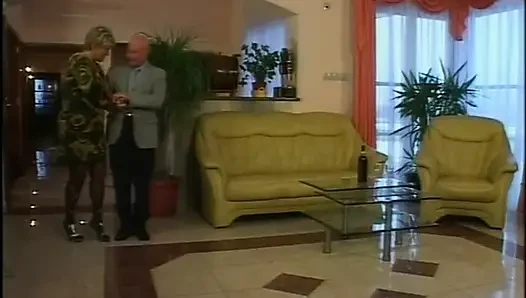Stepmommy... What are you doing to stepdad? - DVD