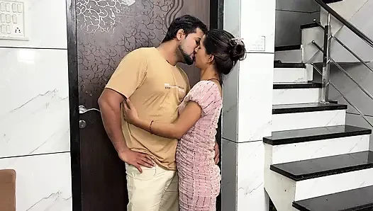 Ladki Ko Flat Mein Bulaake Pela Hot Desi Sex