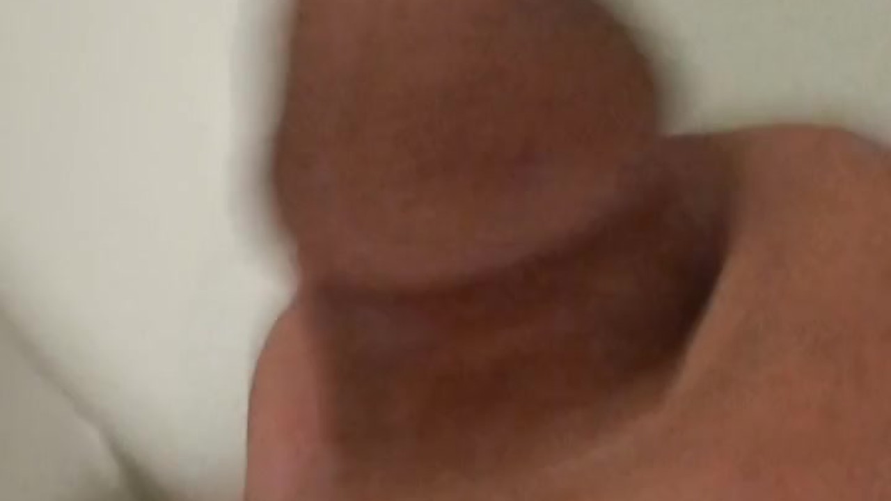 MI ESPOSO SE LA JALA Y SE CORRE PORQUE NO LLEGUE A TIEMPO