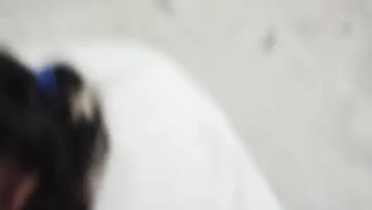 Meri randi biwi chudakkado ki tarah chud rahi hai hotel mein