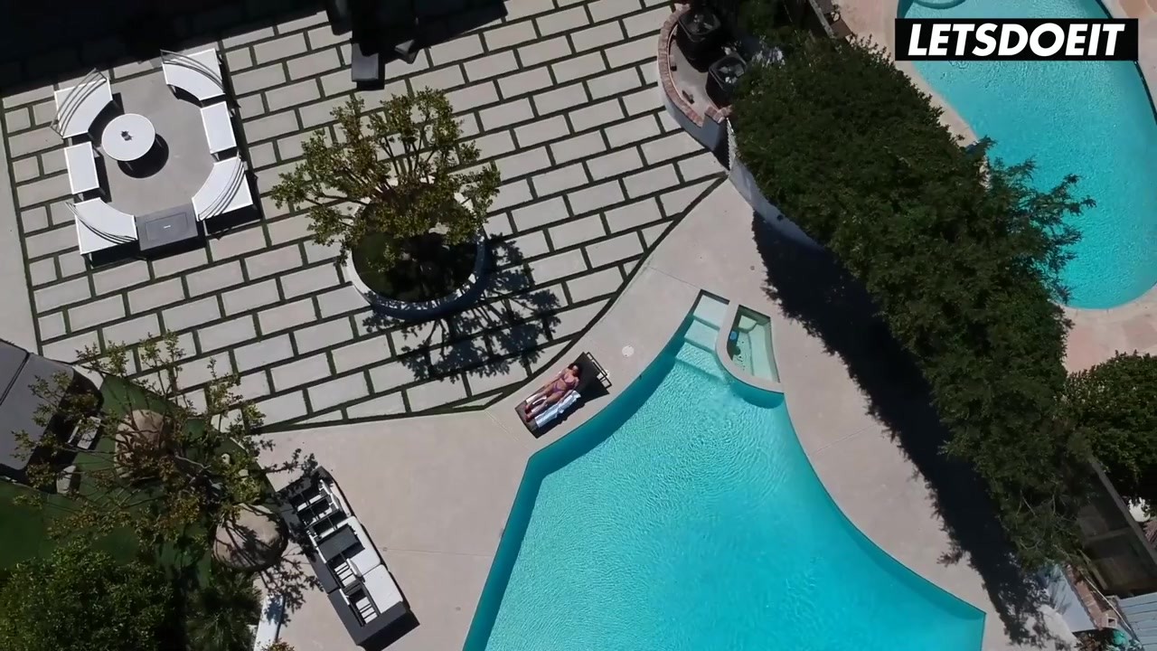 Hot Sluts Scam Businessmen For Quick Cash Full Scene