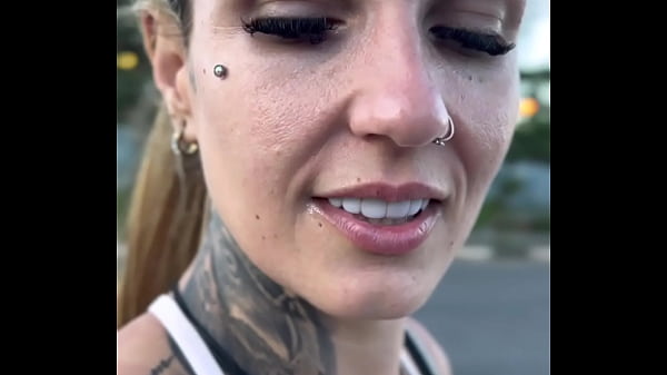 I saw a prostitute hanging out on the street and asked her to give me a blowjob, she charged me $10 and she wanted to take me to the alley! (Public)