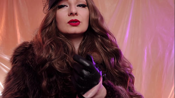 ASMR video: fur coat and leather gloves