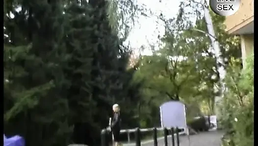 Casting blonde milf with small tits gives an amazing blowjob
