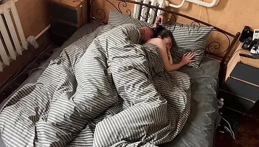 Young wife straddled her daddy and fucked!!!!