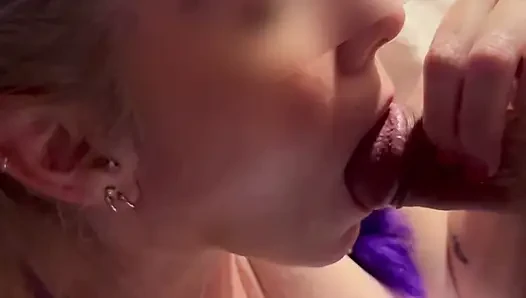Beautiful Mature Wife Gives Blowjob with Cum in Mouth