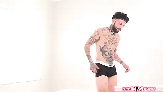 Bts-tatted Tommy Feeds Sandy Love His Thick Cock During Wardrobe Change!
