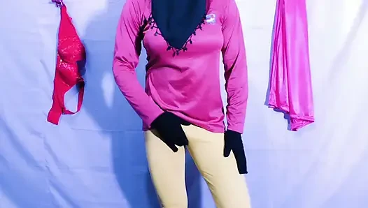Indian Desi Woman Fucking and Talking Dirty to Doctor