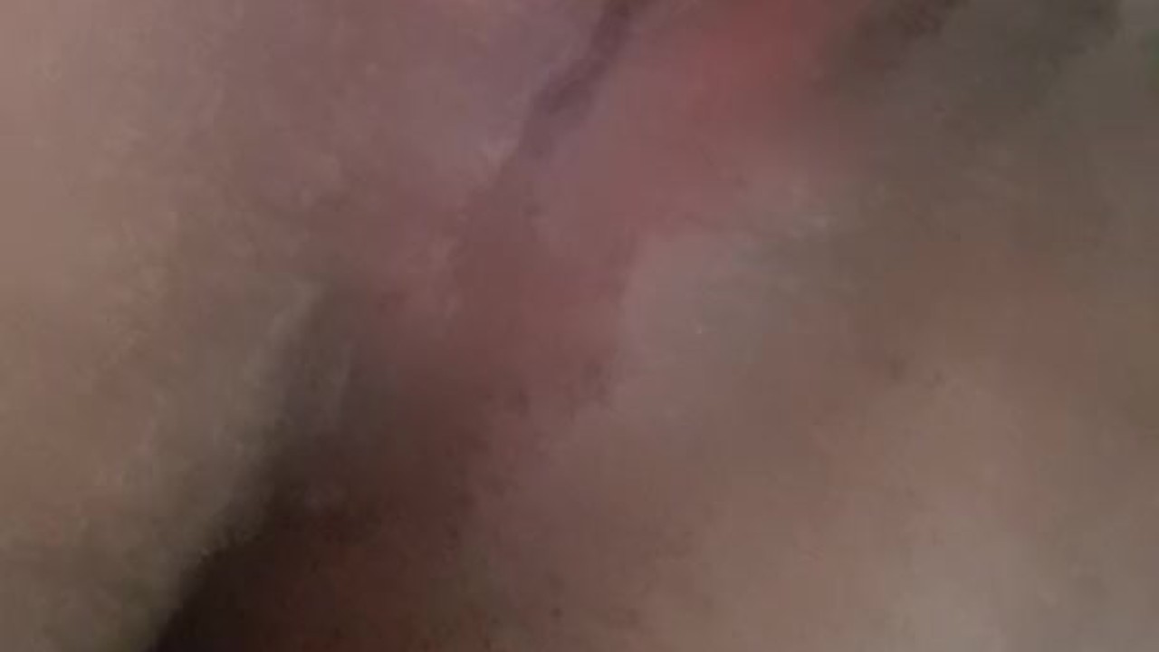 Horny Milf Makes Her Clit Hard