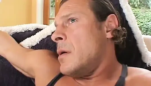 Courtney Cummz gets her butt fucked