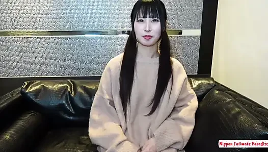 Rising Idol with 10k Plus Followers. Pink Themed Cuteness Queen!