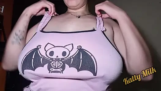 Do you want to play with my Huge Natural Tits Katty Milk