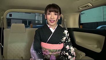 成人式後の無料撮影会と騙され性行為撮影