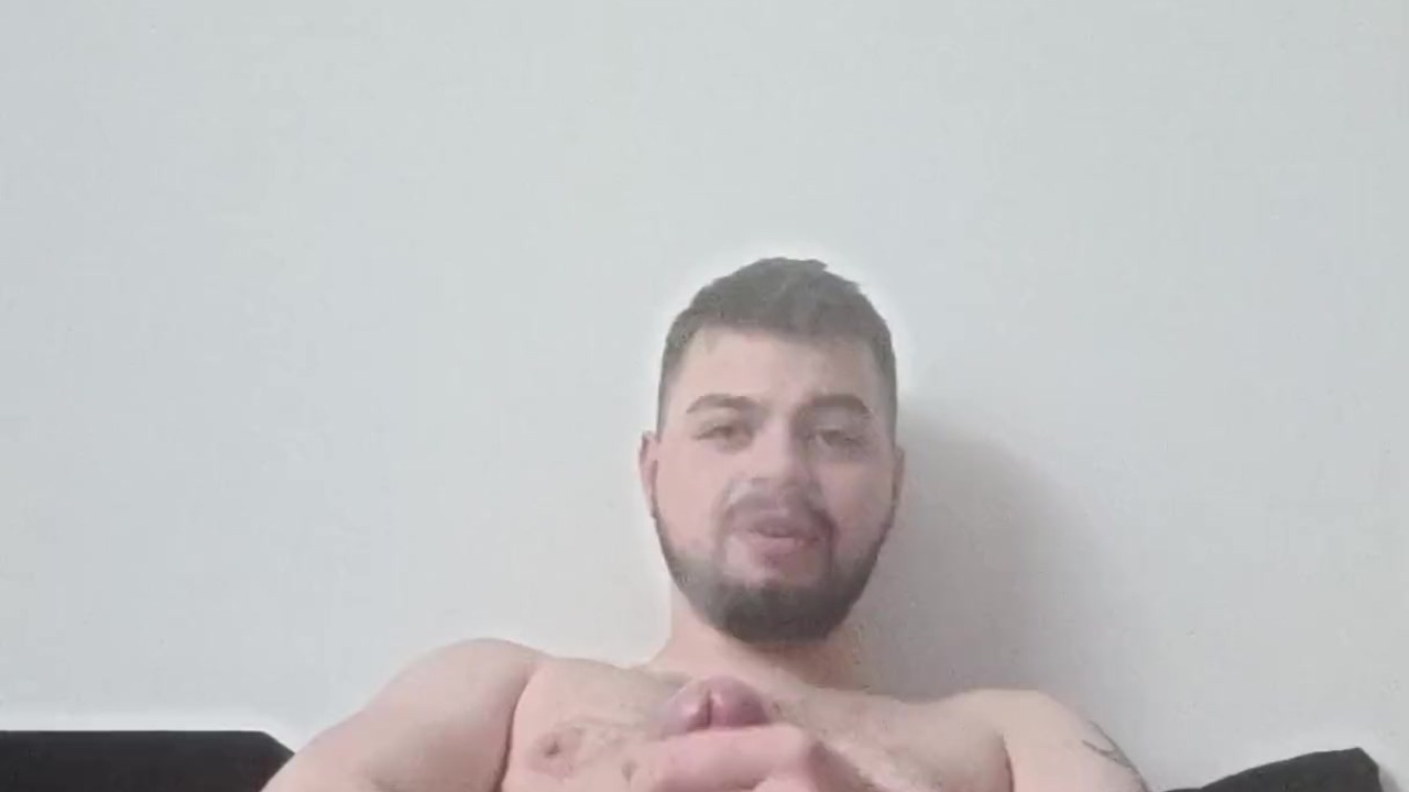 HOT Vulgar verbal polish guy jerk off