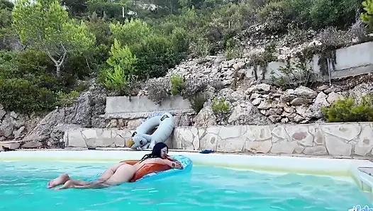 The Pool Guy Fucks My Ass and Gives Me All His Juice