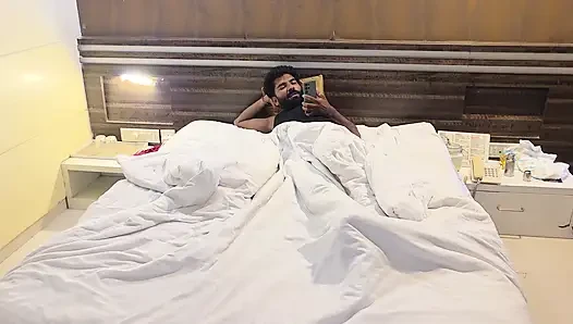 Indian desi girl ko makeup karte karte choda