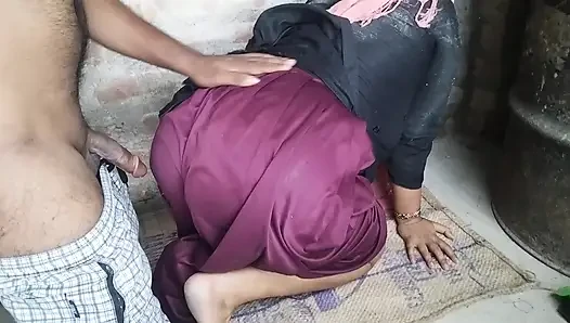 Store room me heena bhabhi ko doggy banakar choda desi Indian sex