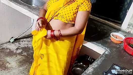 Desi bhabhi fuking hindi audio