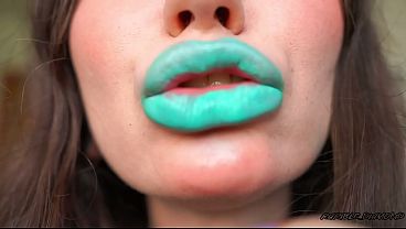 Gentle Giantess Minty dirty kiss and BJ