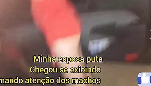 Cuckold Leaves Wife with Her Butt Exposed at the Car Window to Strangers in Public!