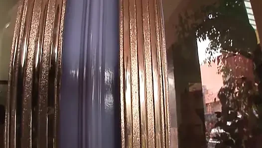 I Love Breaking My Pussy and Making Myself Come in My Mouth