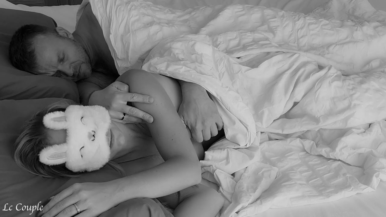Husband is waking up blindfolded wife, fingering her until orgasm and cumming on her face