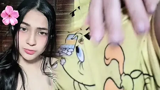 Colombian girl sends a video to her neighbor of her pussy