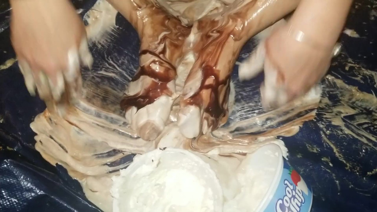 Messy feet