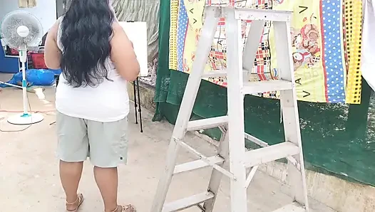 Sexy and chubby indian girl show her sexy ass and boobs