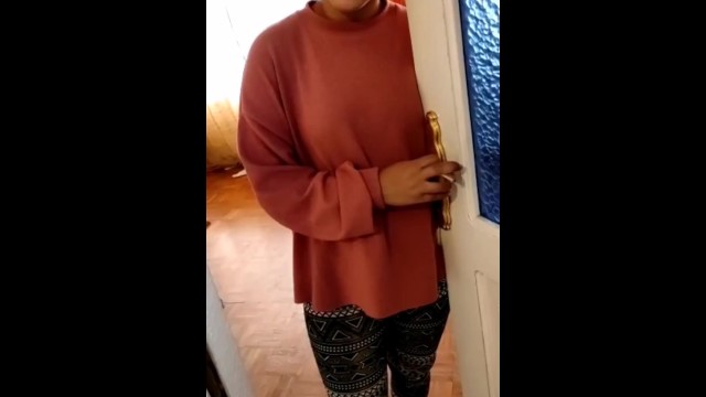 College student is due rent and pays with a blowjob and fuck