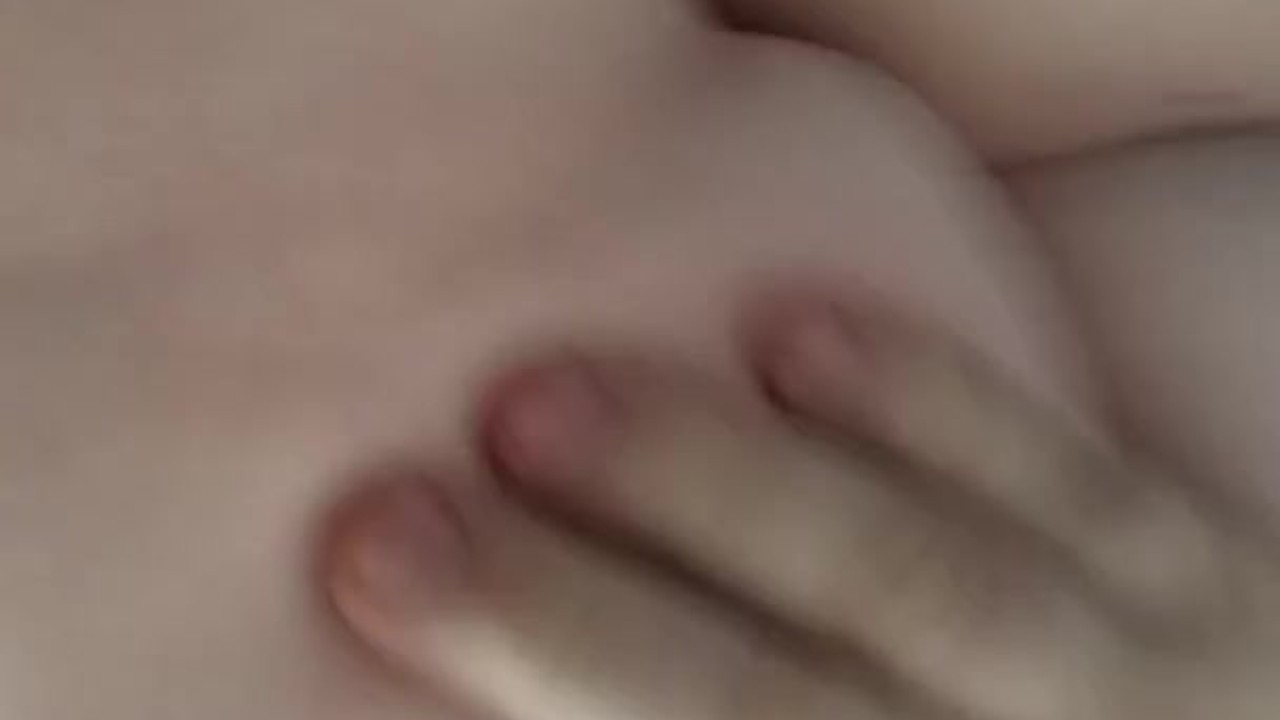 Quick spanking ; Betty Reddd has a red ass