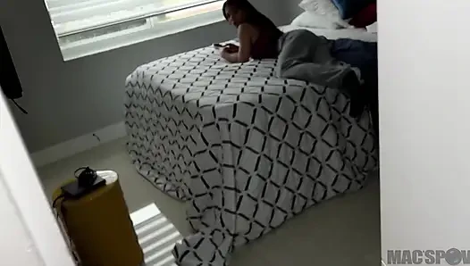 Cutie in Sweatpants Paisley Paige Gets Folded and Fucked