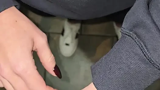 Real milf practices raunchy foreplay in bar toilets