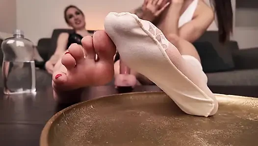 Foot Job Dildo with Billie Star and Micky Muffin