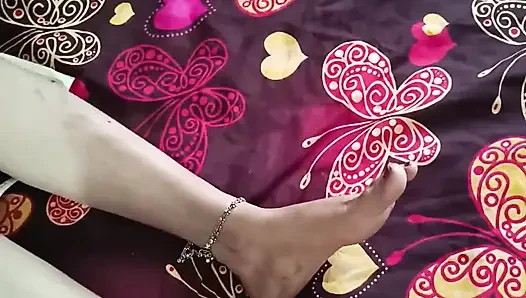 Desi Indian Aunty Telugu Pussy Cleaning with Home Sarvice Telugu Voice