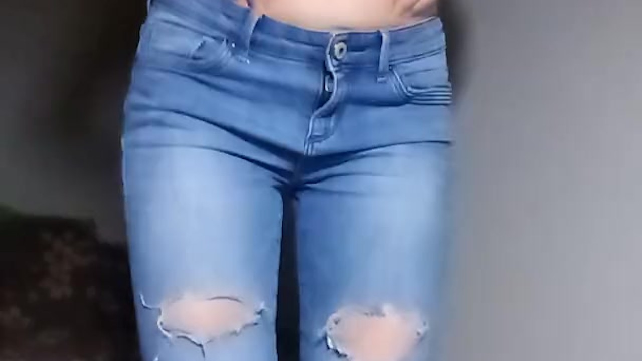 hot babe undresses