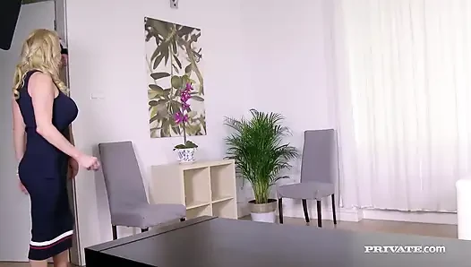 Monique Covet Returns as a MILF!