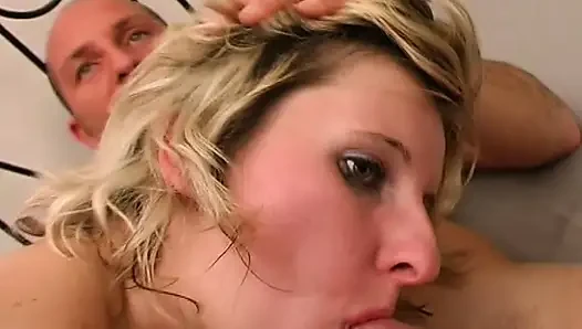 Blonde MILF Sucks and Gets Pussy Devoured in Wild Session