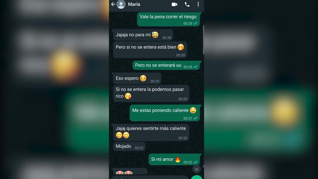 Conversación de WhatsApp con la hermana virgen de mi mejor amigo termina en follada