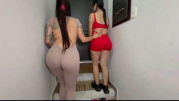 My personal trainer gets turned on when she sees me pregnant, sex with Jennifer Play