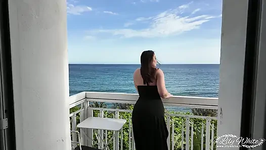 I get caught by a guest of this magnificent HOTEL