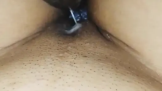 Bangladeshi girl fuking her tight pussy with begun brinjal.