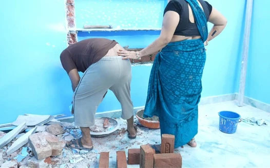 Mechanic Taught Landlady to Work, Peer Mistress Mason in Hindi Voice
